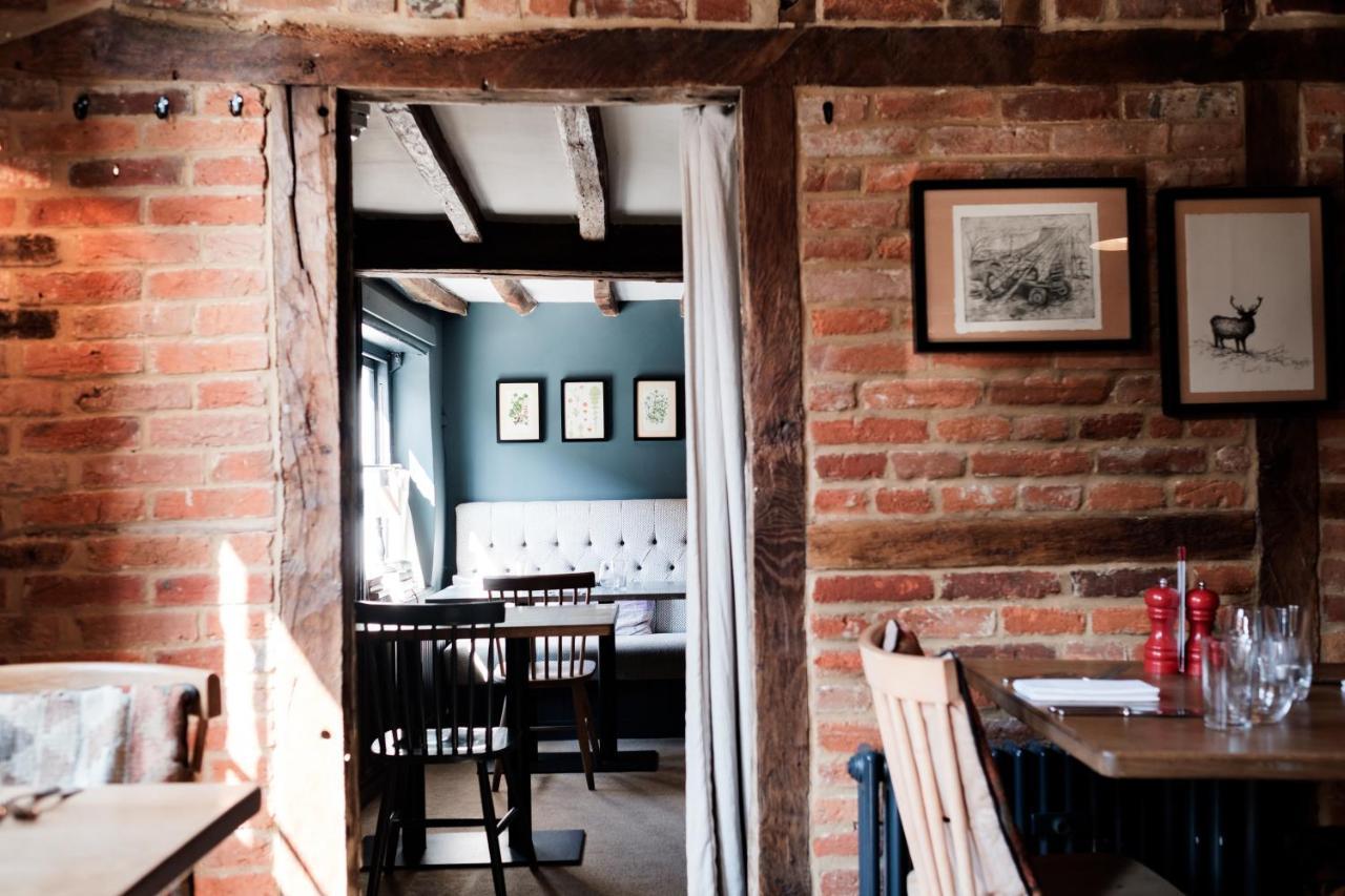Bel And The Dragon-Kingsclere Hotel Exterior foto